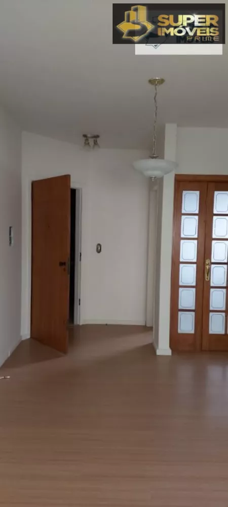 Apartamento à venda com 1 quarto, 70m² - Foto 2