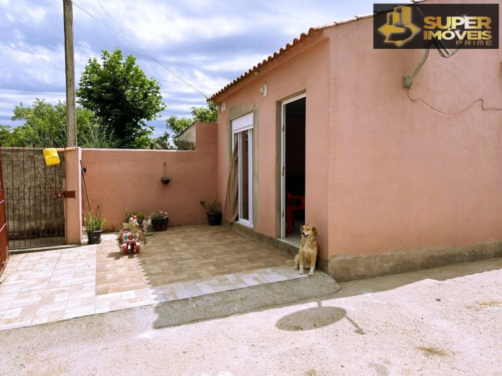 Casa à venda com 3 quartos, 351m² - Foto 3