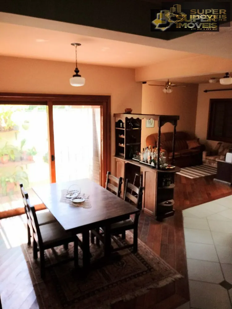 Casa, 4 quartos, 300 m² - Foto 1