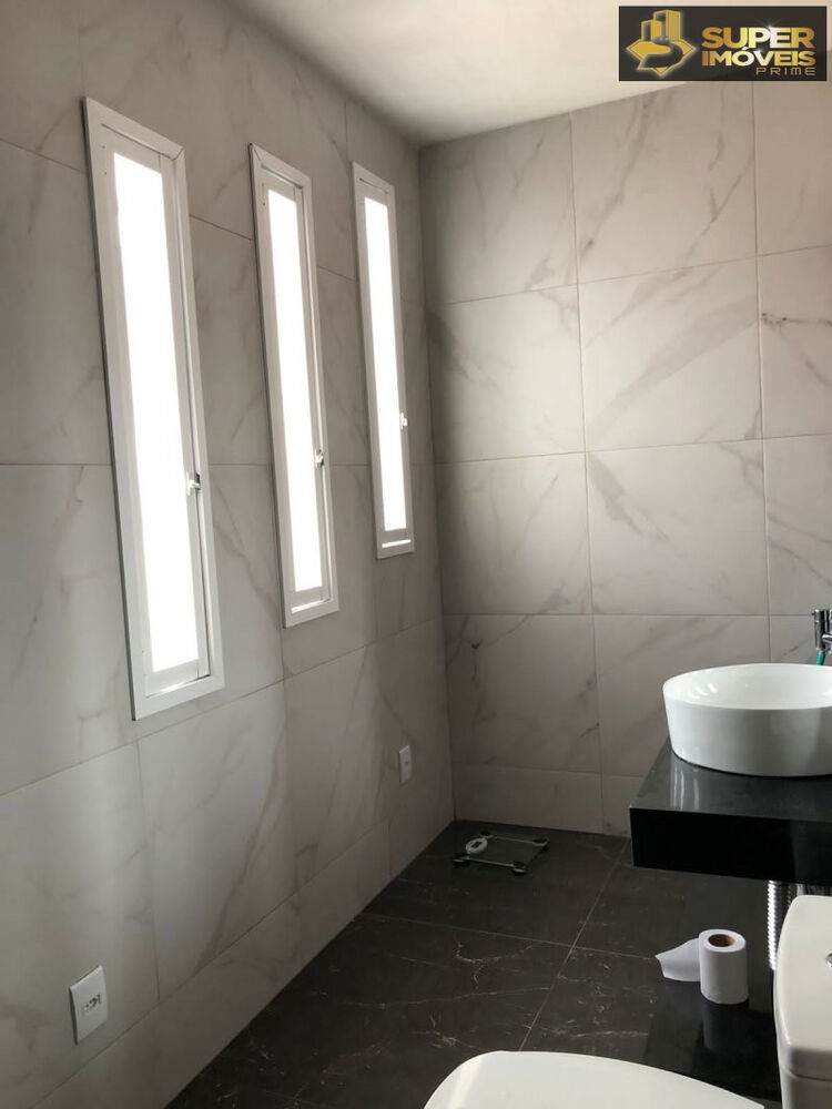 Casa à venda com 3 quartos, 200m² - Foto 10