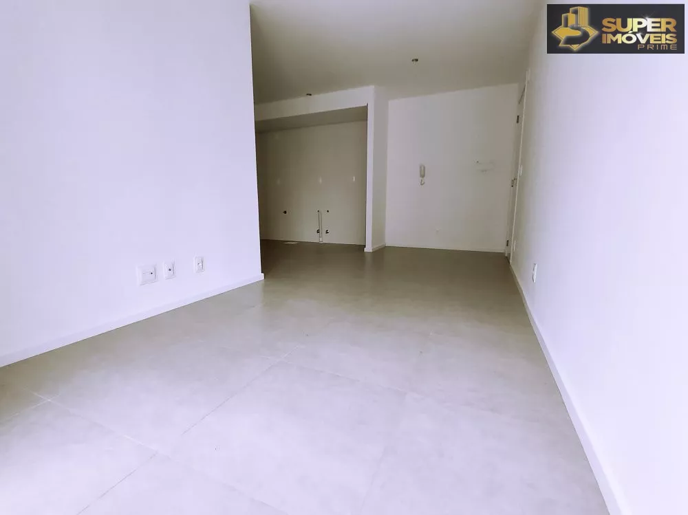 Apartamento à venda com 2 quartos, 50m² - Foto 3