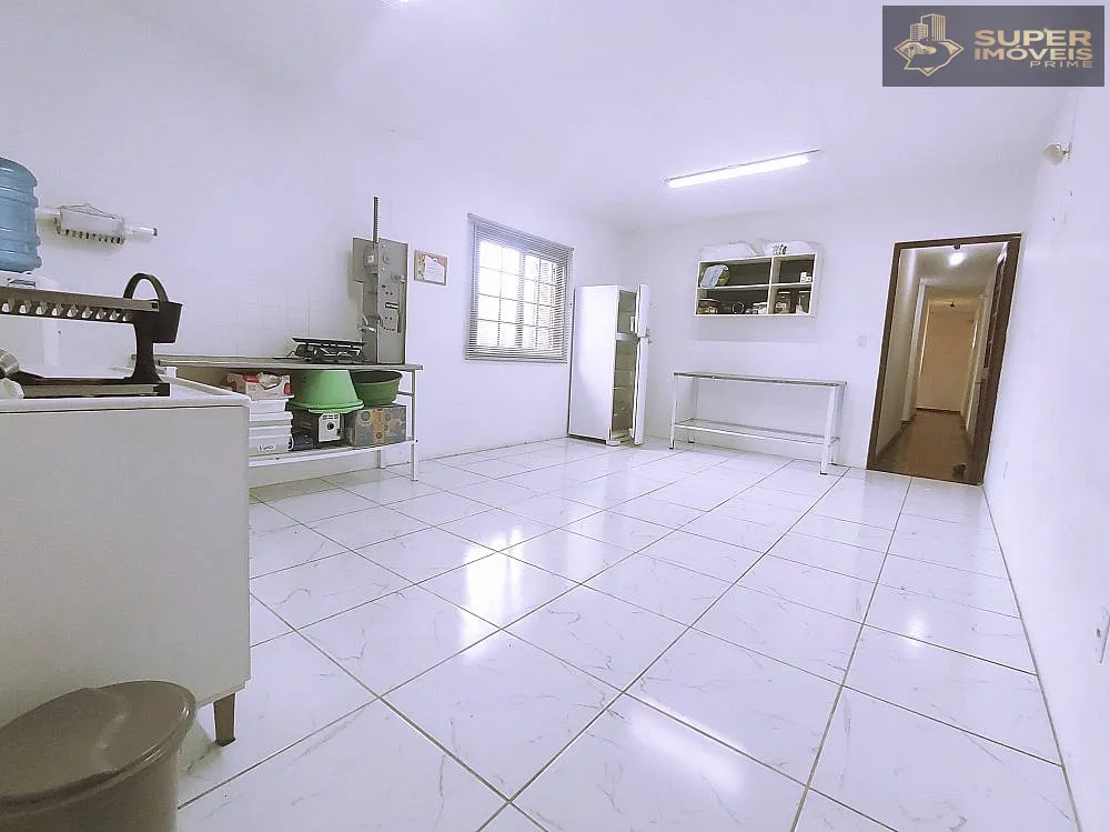 Casa, 5 quartos, 256 m² - Foto 9