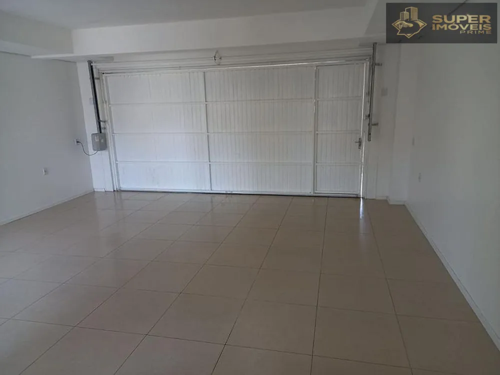 Casa, 3 quartos, 378 m² - Foto 2