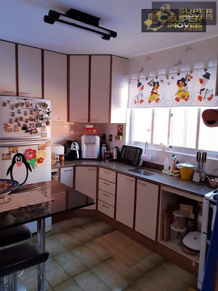 Casa, 5 quartos, 240 m² - Foto 18