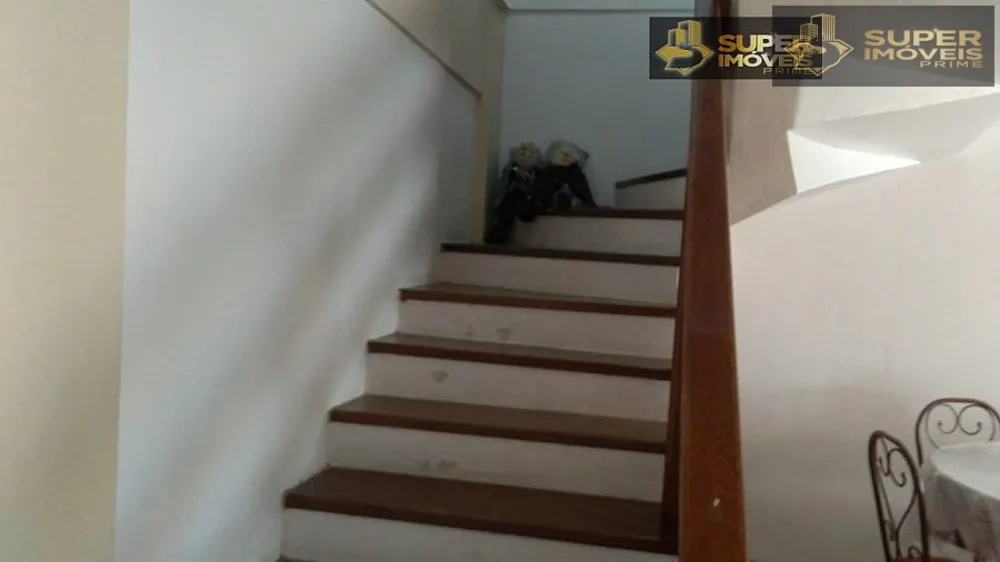 Casa, 5 quartos, 240 m² - Foto 10
