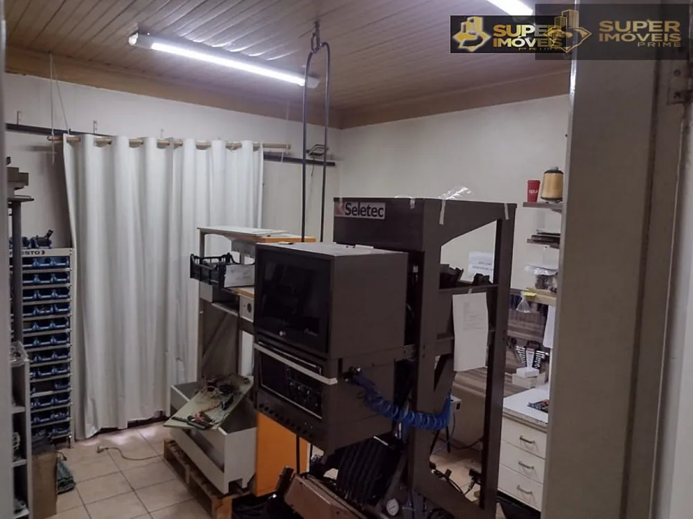 Casa, 4 quartos, 200 m² - Foto 12