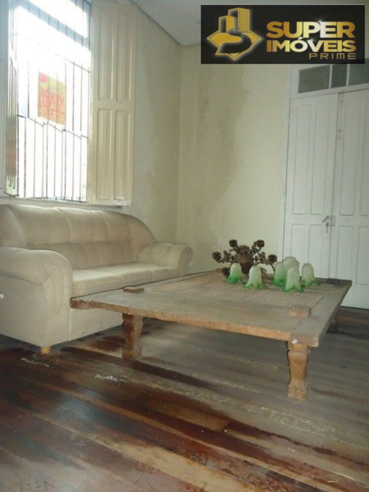 Casa à venda com 3 quartos, 260m² - Foto 8