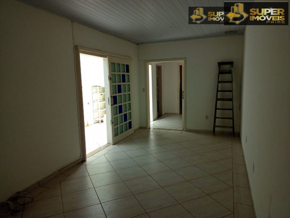 Casa à venda com 2 quartos, 120m² - Foto 15