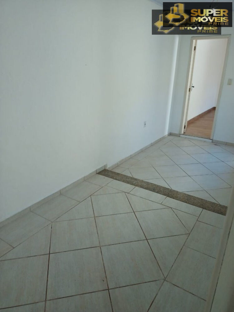 Casa à venda com 2 quartos, 120m² - Foto 11