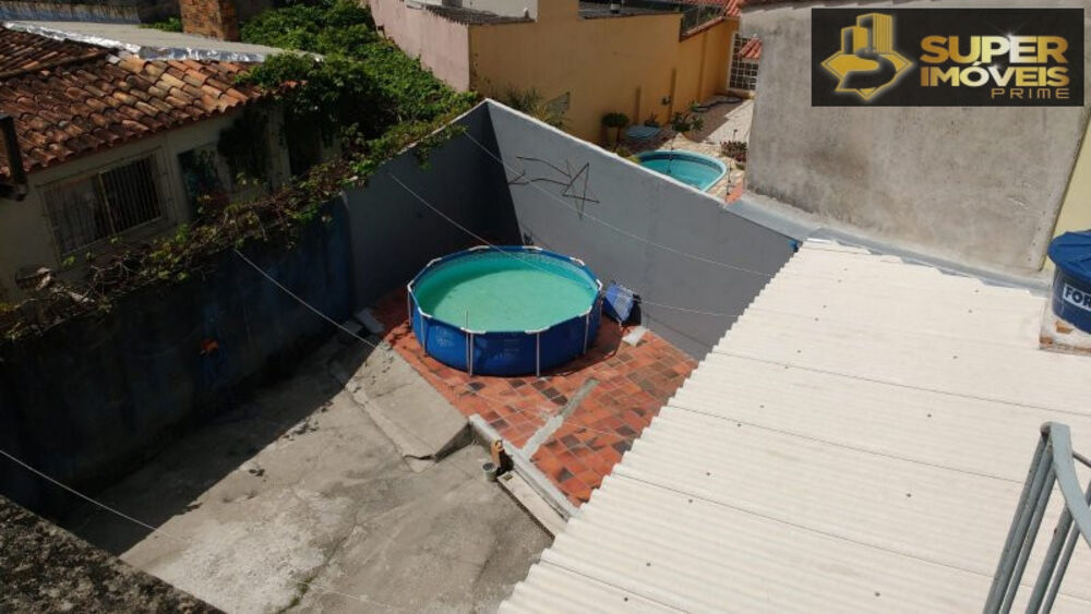 Casa à venda com 3 quartos, 330m² - Foto 17