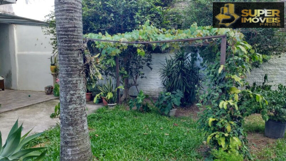 Casa à venda com 3 quartos, 330m² - Foto 19
