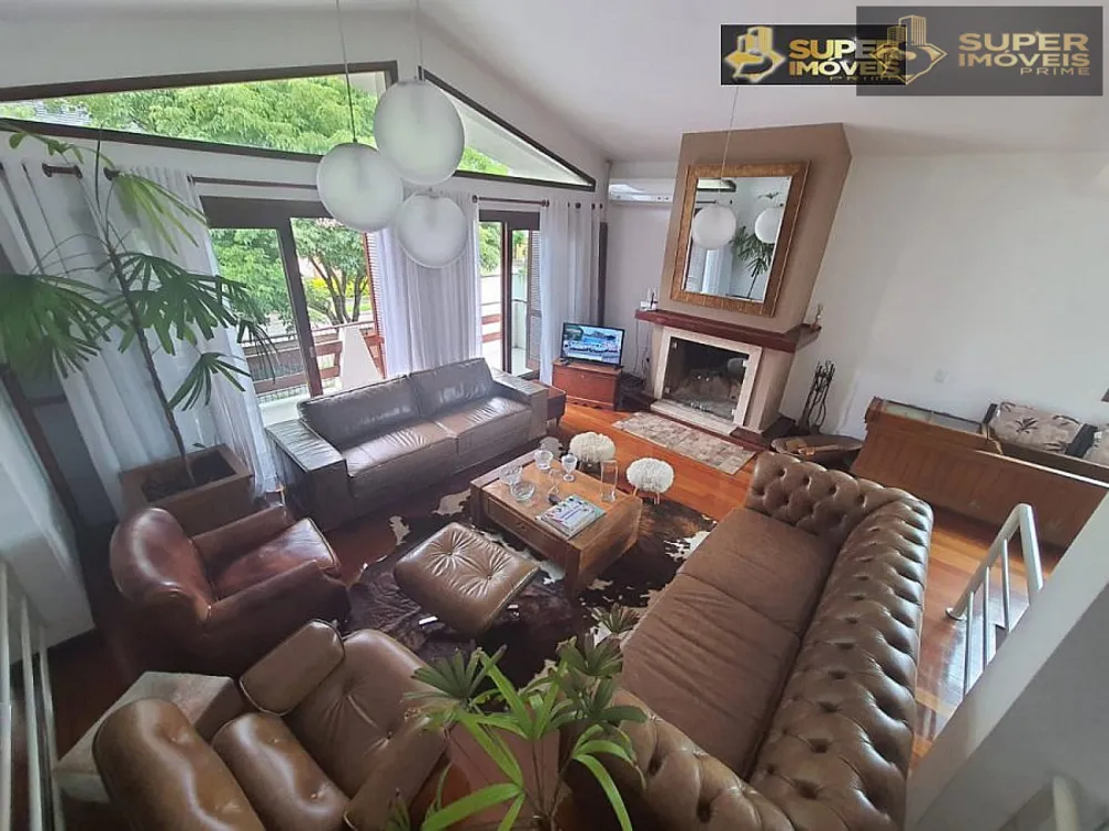 Casa, 3 quartos, 420 m² - Foto 1