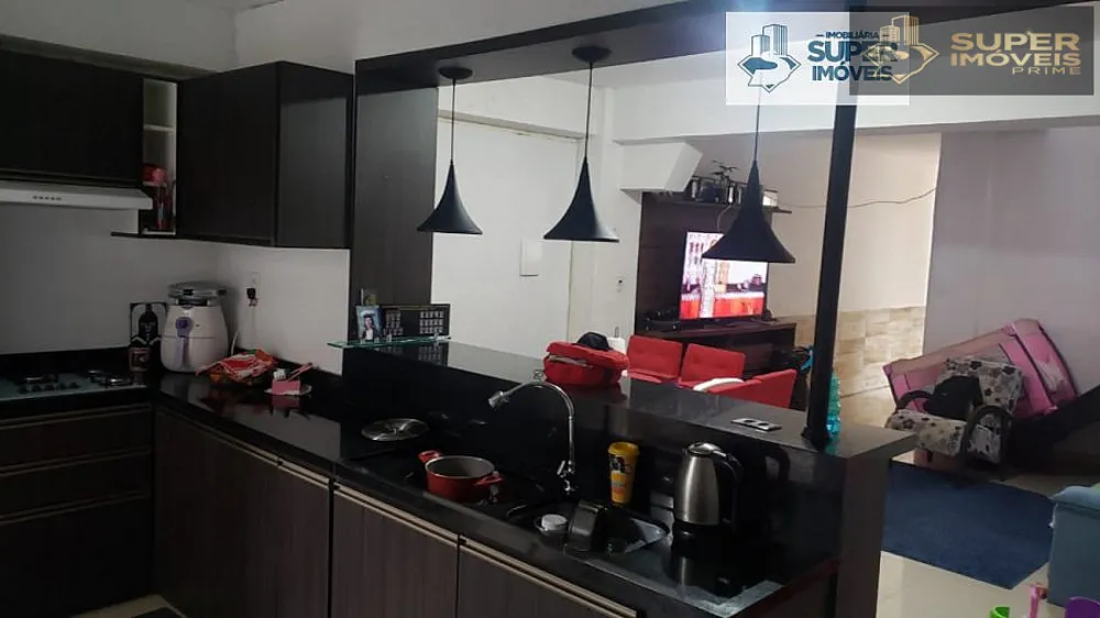 Casa, 4 quartos, 235 m² - Foto 2