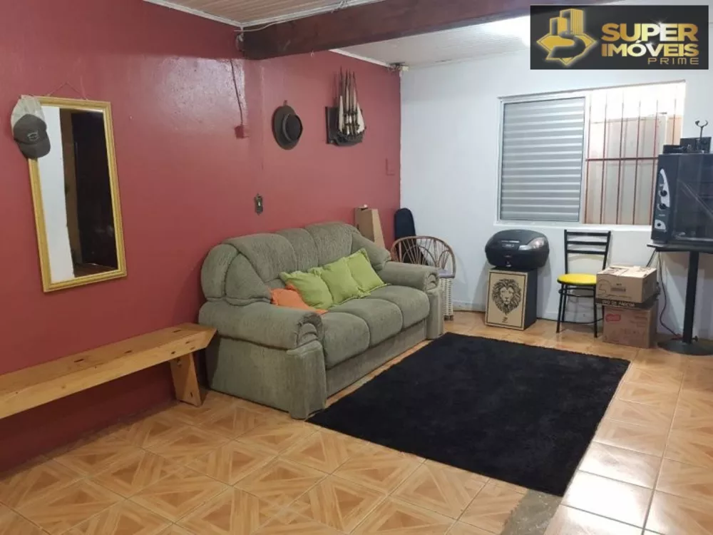 Casa à venda com 3 quartos, 200m² - Foto 2