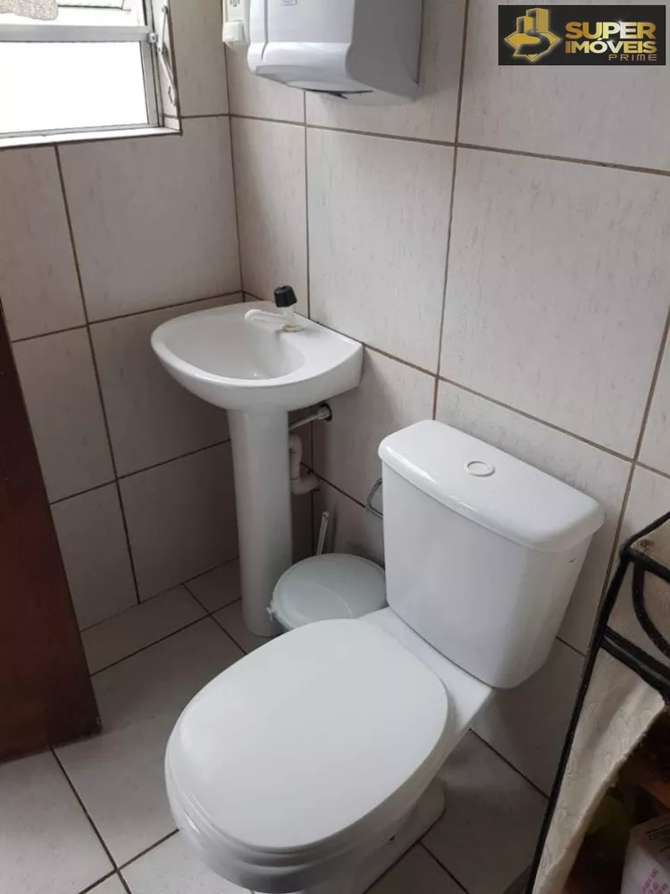 Casa à venda com 3 quartos, 200m² - Foto 10