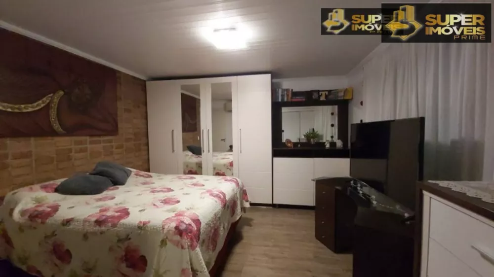 Casa à venda com 4 quartos, 300m² - Foto 8