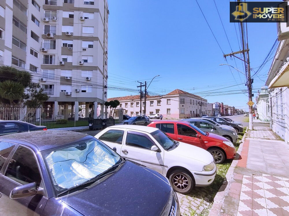 Casa à venda com 5 quartos, 235m² - Foto 13