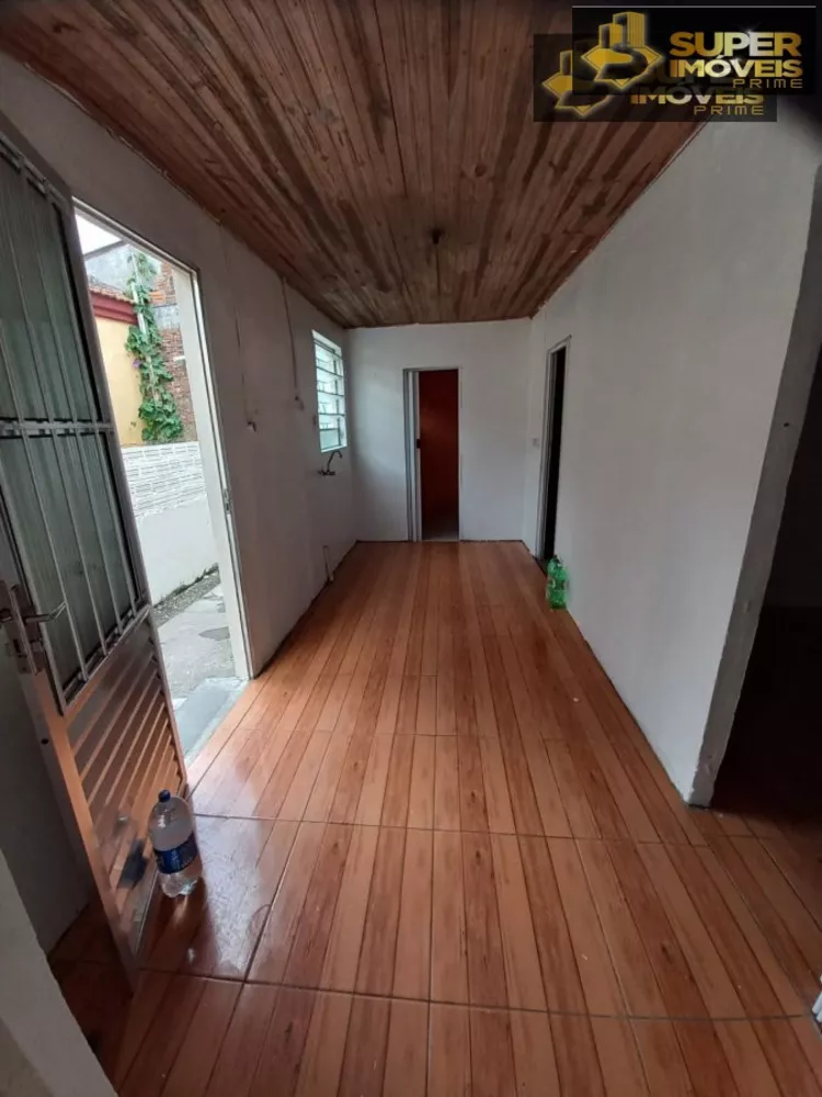 Casa à venda com 3 quartos, 270m² - Foto 3