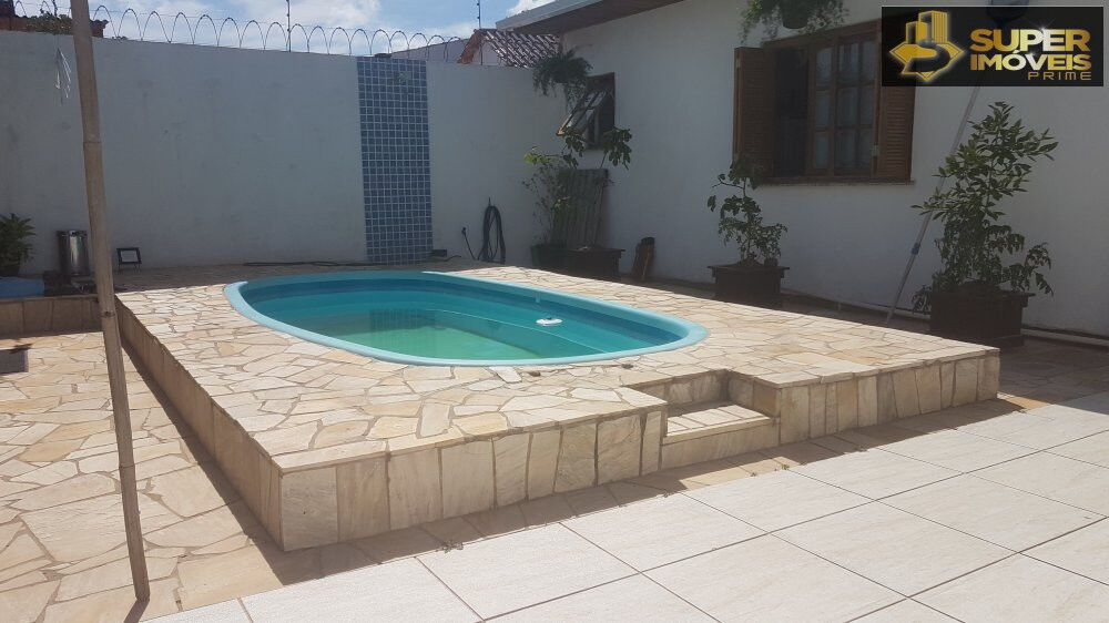 Casa à venda com 2 quartos, 300m² - Foto 7