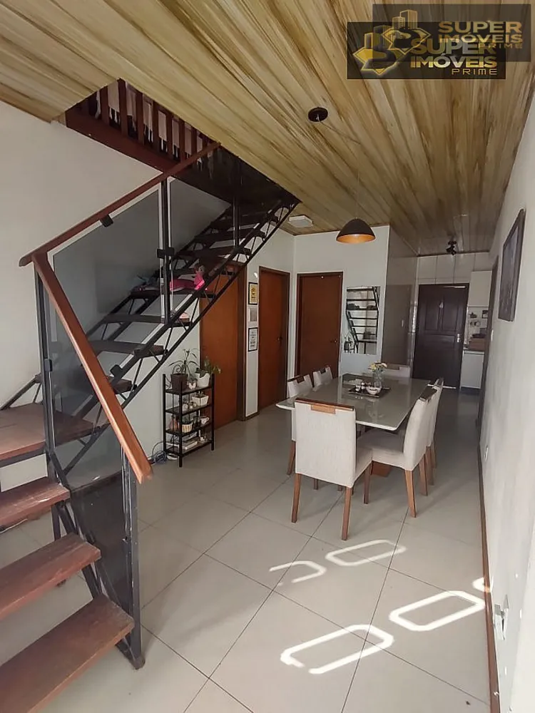 Casa, 3 quartos, 224 m² - Foto 1