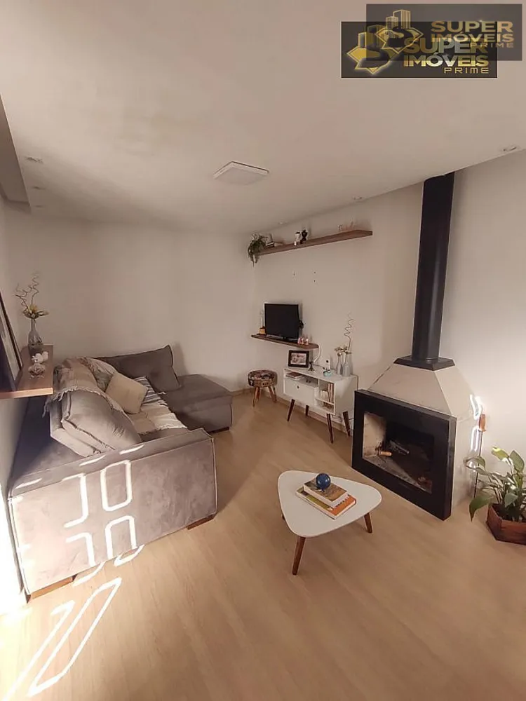 Casa, 3 quartos, 224 m² - Foto 2