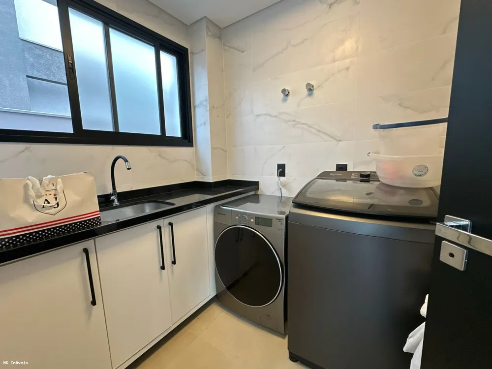 Casa, 3 quartos, 270 m² - Foto 2