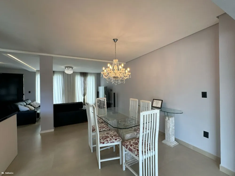 Casa, 3 quartos, 270 m² - Foto 12
