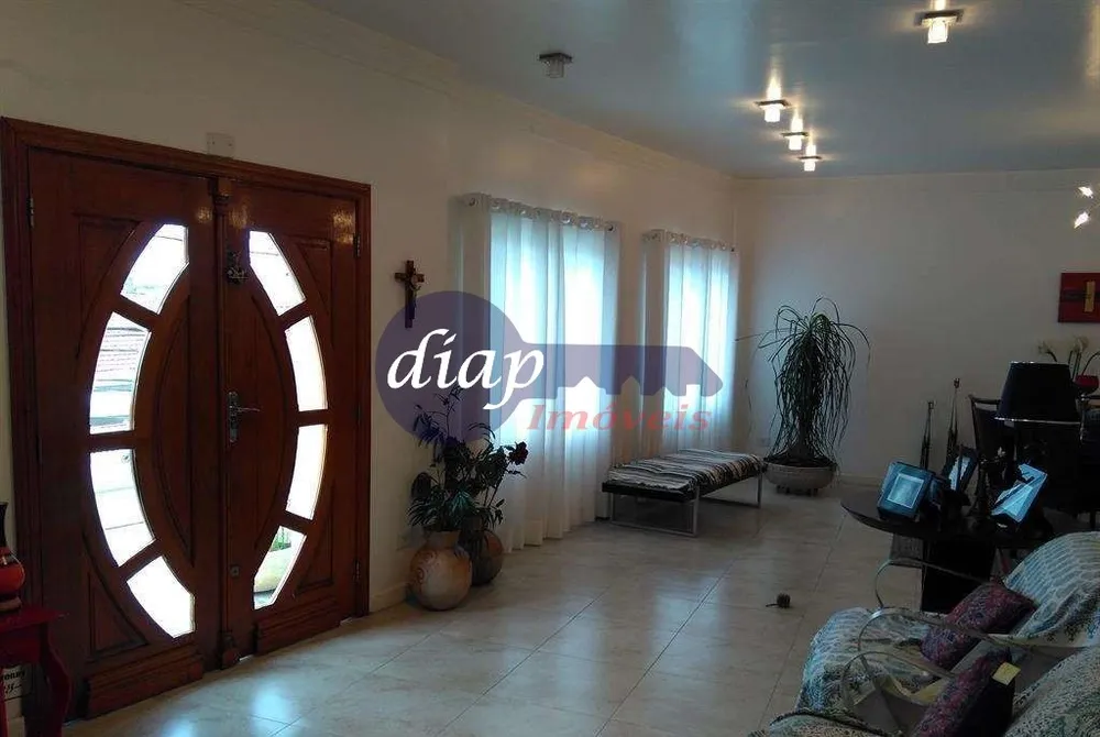Casa, 3 quartos, 260 m² - Foto 1