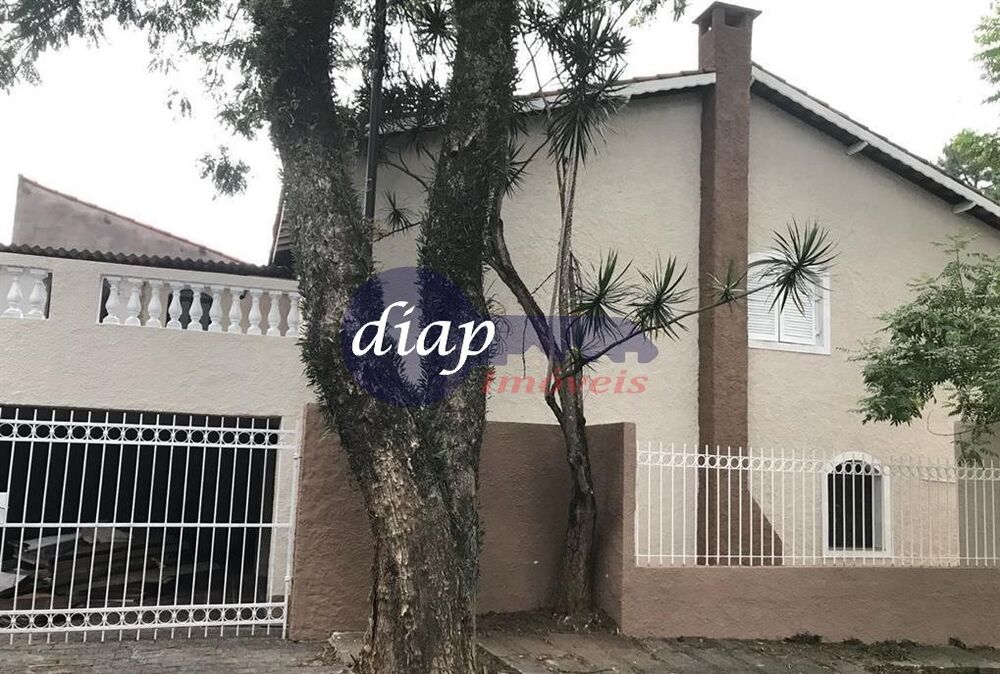 Casa, 4 quartos, 245 m² - Foto 1