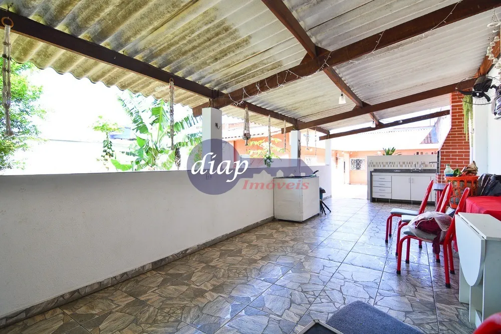 Casa, 2 quartos, 228 m² - Foto 1