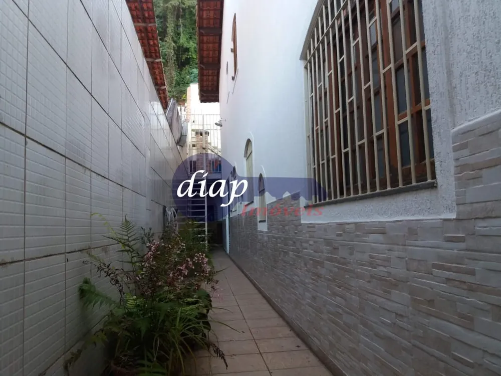 Casa, 4 quartos, 172 m² - Foto 2
