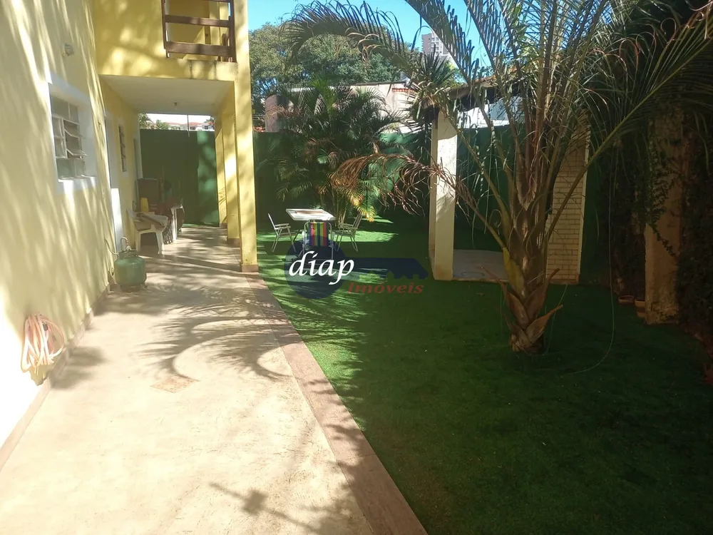 Casa, 4 quartos, 220 m² - Foto 3