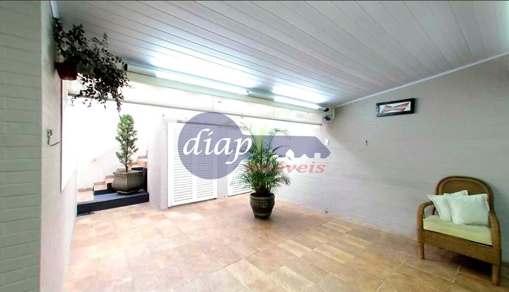 Casa, 4 quartos, 210 m² - Foto 2