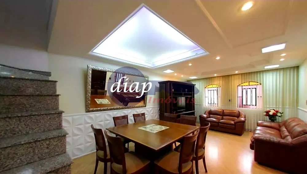 Casa, 4 quartos, 210 m² - Foto 1