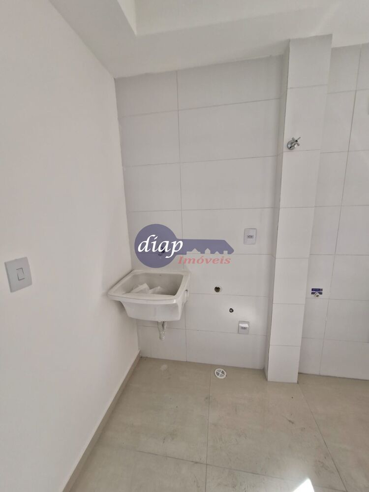 Apartamento à venda com 2 quartos, 40m² - Foto 3
