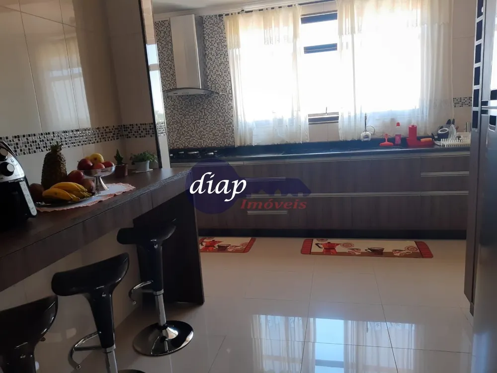 Casa, 3 quartos, 267 m² - Foto 9