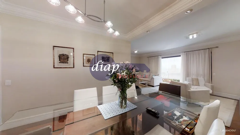 Apartamento, 4 quartos, 212 m² - Foto 1