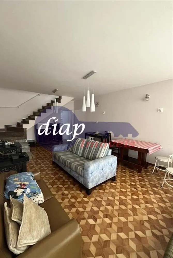 Casa, 3 quartos, 192 m² - Foto 1