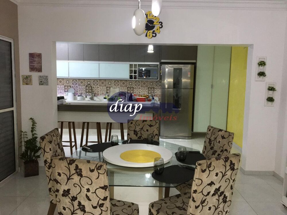 Casa, 3 quartos, 210 m² - Foto 4