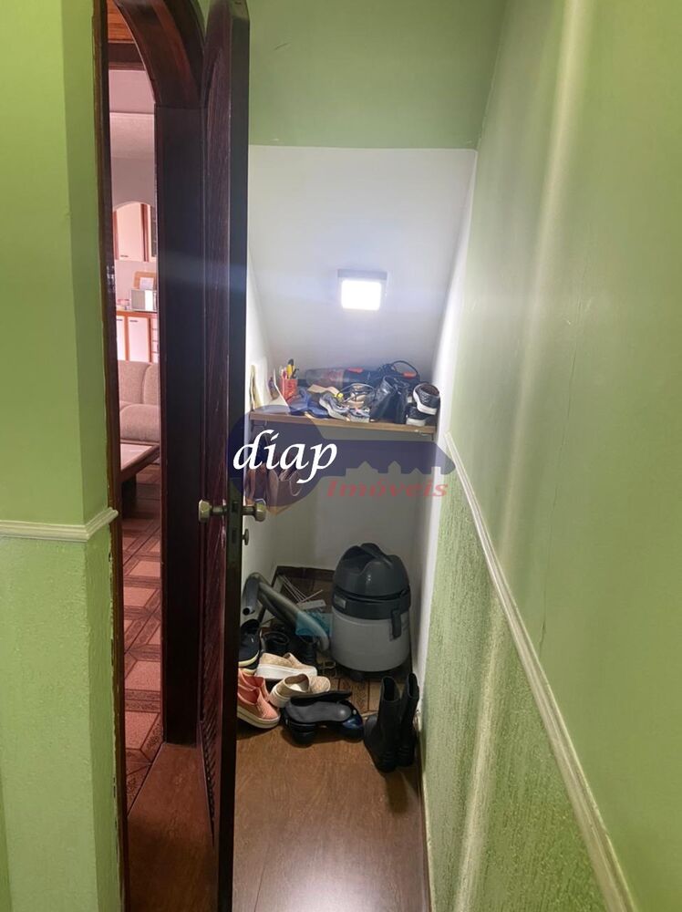 Casa, 3 quartos, 161 m² - Foto 1