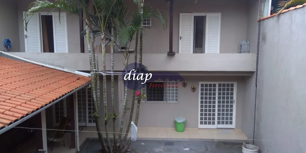 Casa, 4 quartos, 290 m² - Foto 1
