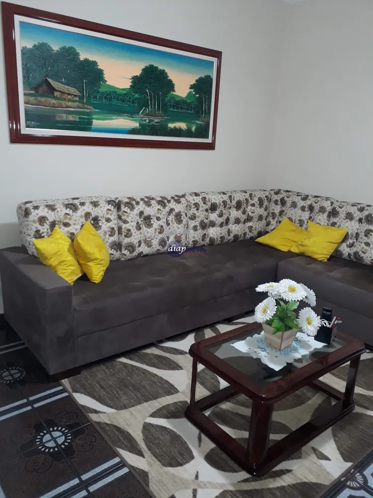 Casa, 3 quartos, 218 m² - Foto 1