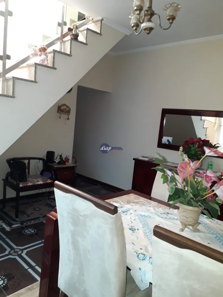 Casa, 3 quartos, 218 m² - Foto 3