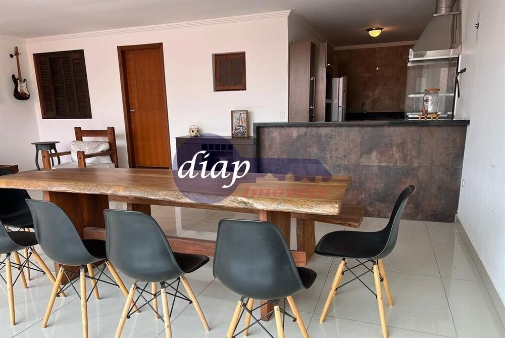 Casa, 3 quartos, 272 m² - Foto 3