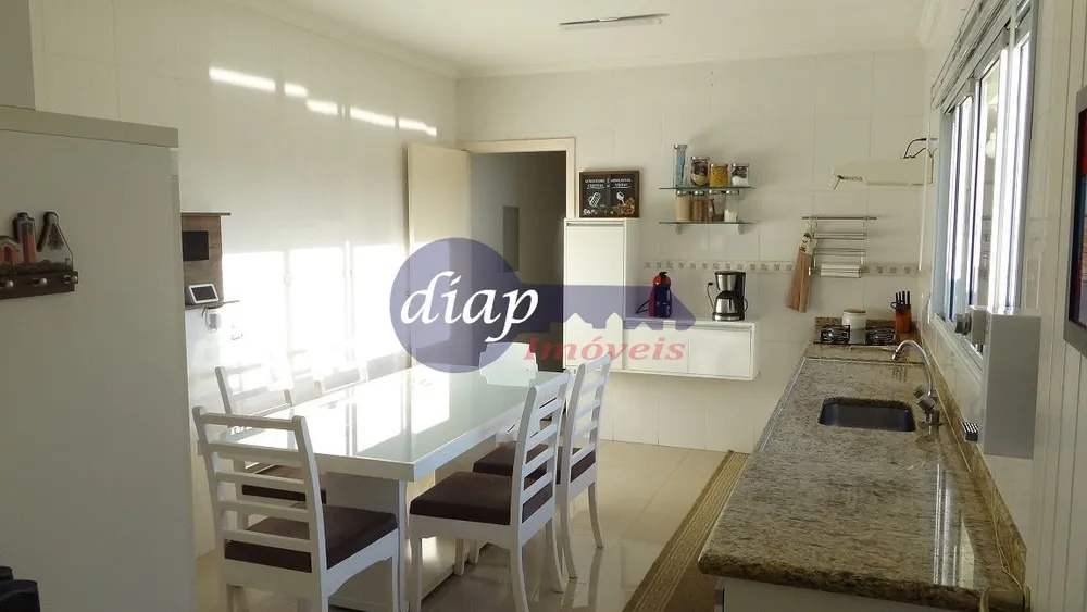 Casa, 4 quartos, 238 m² - Foto 9