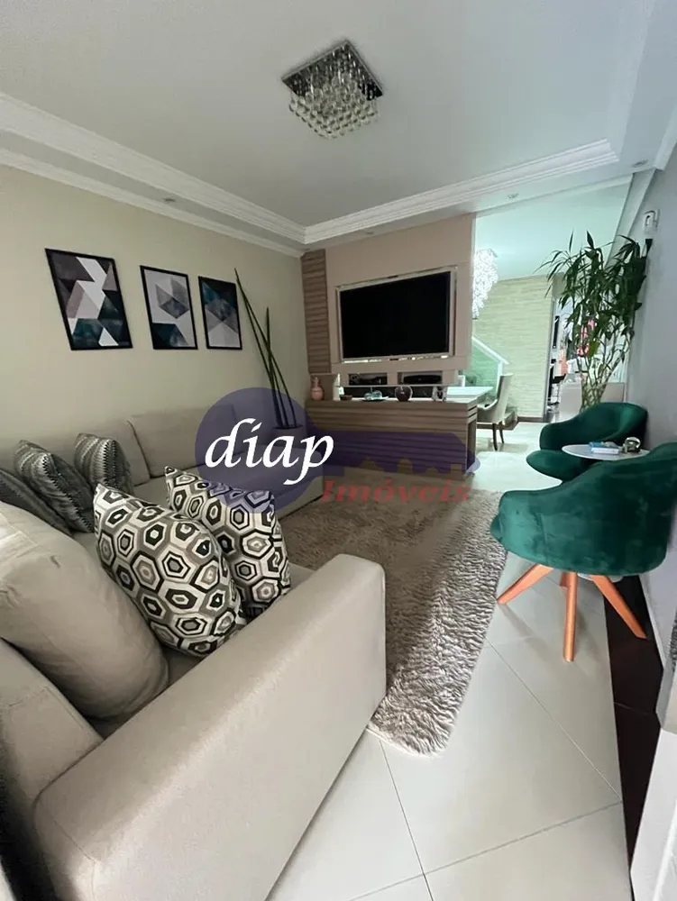 Casa, 3 quartos, 240 m² - Foto 2