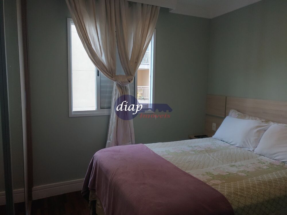 Apartamento à venda com 2 quartos, 72m² - Foto 1