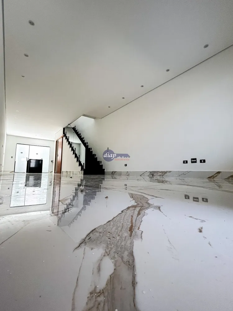 Casa, 3 quartos, 141 m² - Foto 1