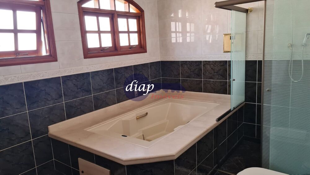 Casa, 3 quartos, 300 m² - Foto 2