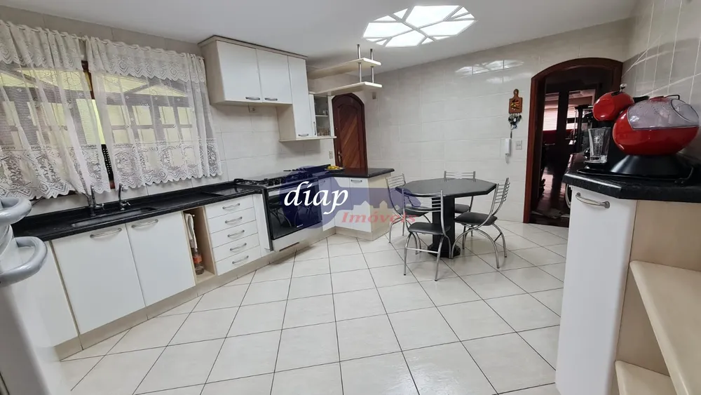 Casa, 3 quartos, 300 m² - Foto 12
